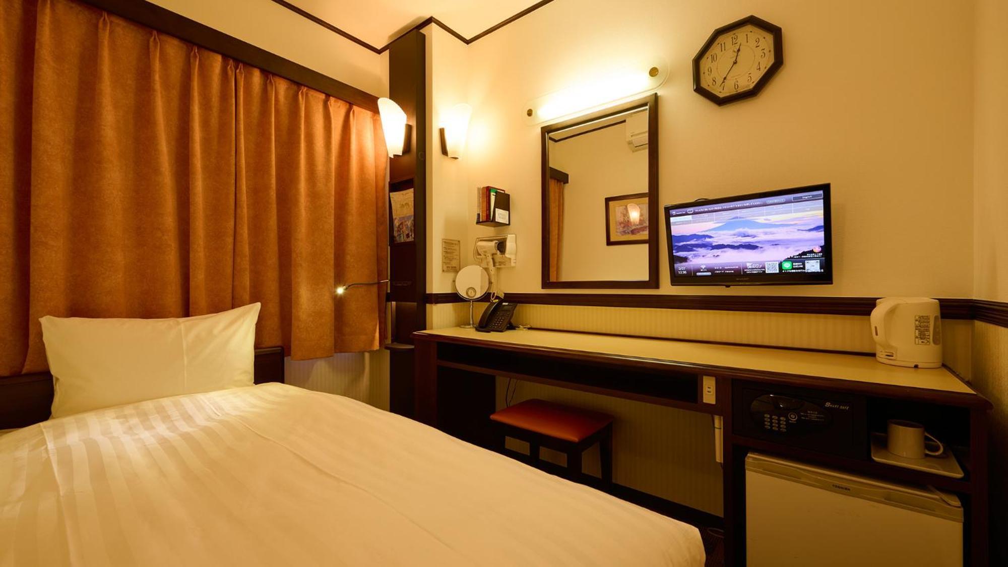 Toyoko Inn Tokyo Akigawa-Eki Kita-Guchi Akiruno Quarto foto